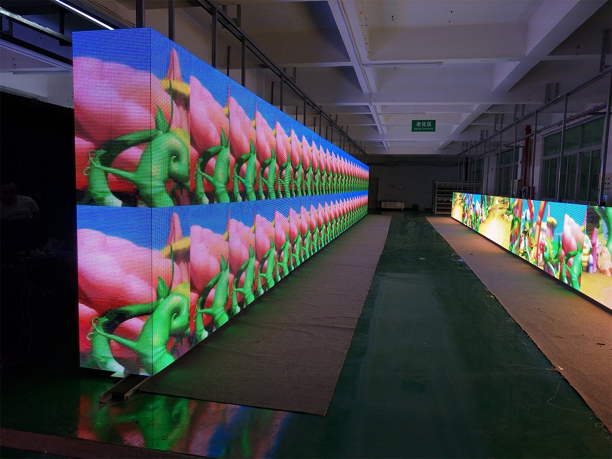 soarlume customize 7000nits led billboard
