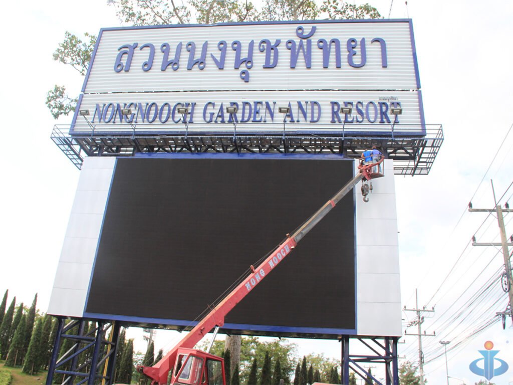 soarlume outdoor p10mm fixed installation led billboard